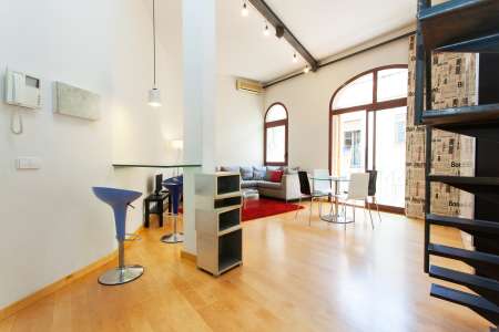 Monolocale arredato in affitto in via Tallers
