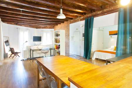 Appartement te huur in Barcelona Valencia - Meridiana