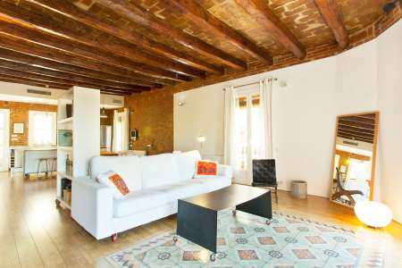 Appartement te huur in Barcelona Valencia - Meridiana