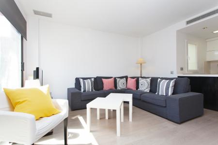 Si affitta lussuoso appartamento in via Bertran - Balmes