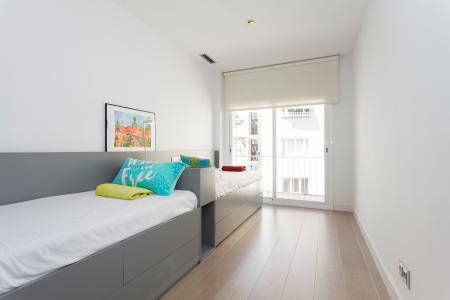 Si affitta lussuoso appartamento in via Bertran - Balmes