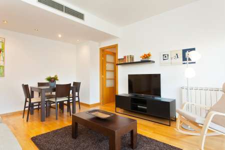 Appartement te huur in Barcelona Rosa Sensat - Torre Mafre