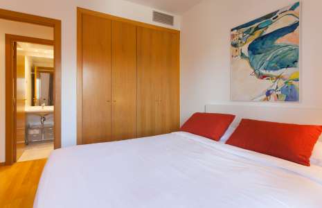 Appartement te huur in Barcelona Rosa Sensat - Torre Mafre