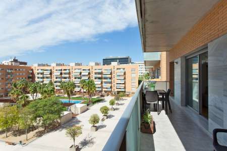 Appartement te huur in Barcelona Rosa Sensat - Torre Mafre