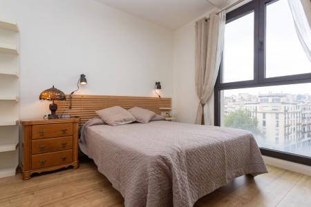 Piso de alquiler en la Ronda Sant Pau frente al Mercado Sant Antoni