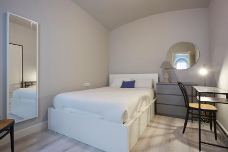 Ampio appartamento in affitto in via Benet I Mateu