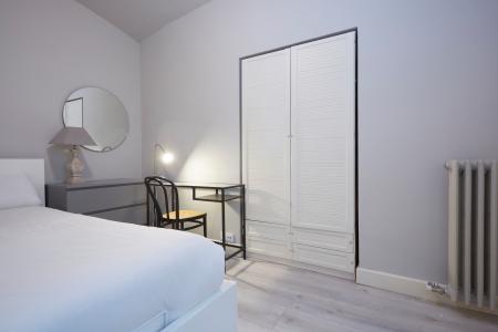 Ampio appartamento in affitto in via Benet I Mateu