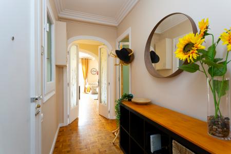 Apartamento con 2 dormitorios en L’Eixample
