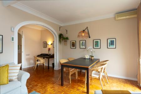 Apartamento con 2 dormitorios en L’Eixample