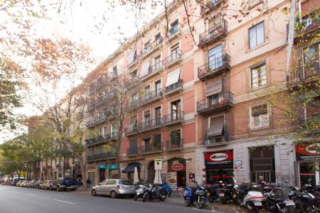Appartement te huur in Barcelona Villarroel - Sepulveda