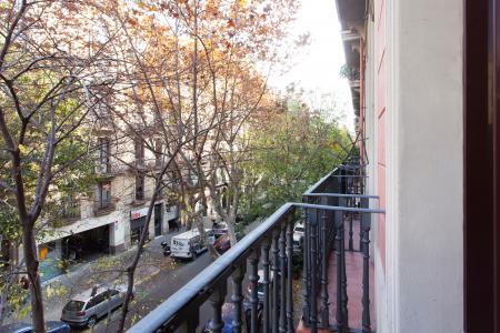 Appartement te huur in Barcelona Villarroel - Sepulveda