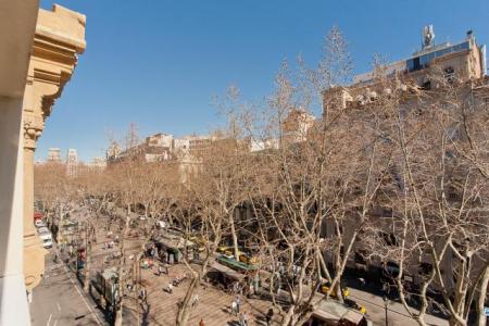 Interessante appartamento in affitto sulla Rambla