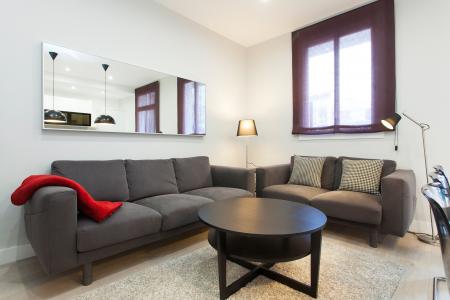 Appartement te huur in Barcelona Villarroel - Corsega