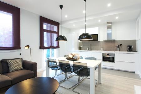 Appartement te huur in Barcelona Villarroel - Corsega