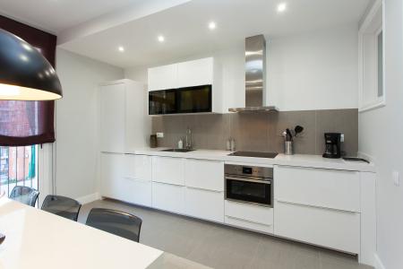 Appartement te huur in Barcelona Villarroel - Corsega