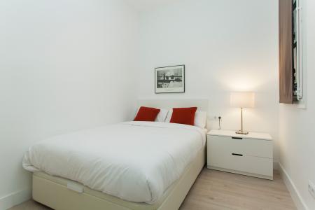 Appartement te huur in Barcelona Villarroel - Corsega
