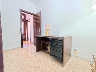 Appartement te huur in Barcelona Consell De Cent - Villarroel