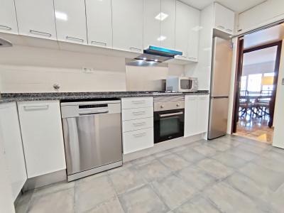 Appartement te huur in Barcelona Consell De Cent - Villarroel