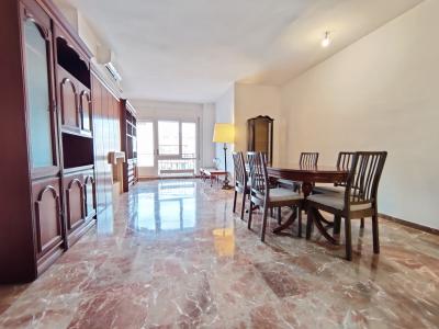 Appartement te huur in Barcelona Consell De Cent - Villarroel