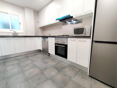 Appartement te huur in Barcelona Consell De Cent - Villarroel