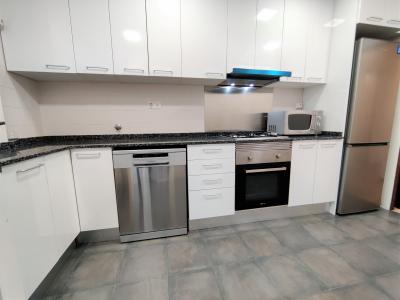 Appartement te huur in Barcelona Consell De Cent - Villarroel