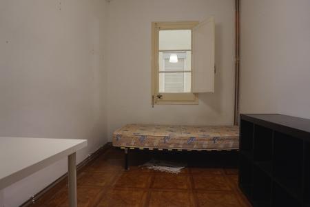 Appartamento in Affitto a Barcelona Camp - Ronda General Mitre