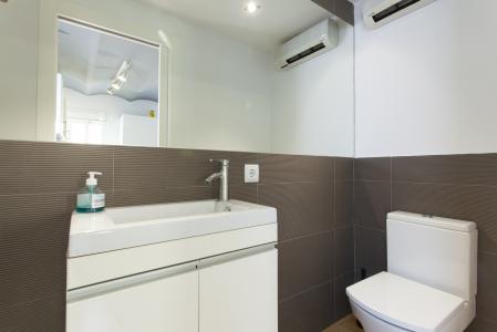 Appartement te huur in Barcelona Villarroel - Floridablanca