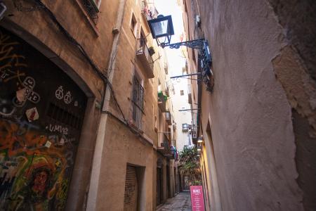 Appartement te huur in Barcelona Host. St. Antoni - Born