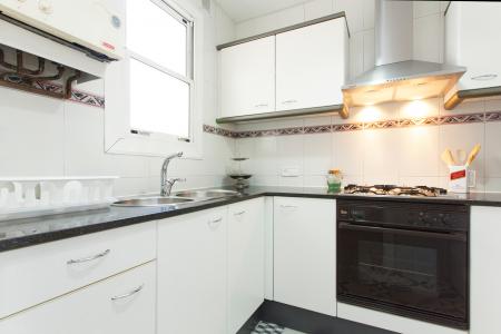 Appartement te huur in Barcelona Ricart - Parallel