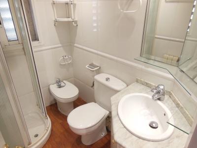 Appartement te huur in Barcelona Bda. De La Glòria - Av. Vallcarca
