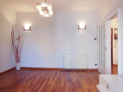Appartement te huur in Barcelona Bda. De La Glòria - Av. Vallcarca