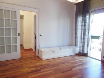 Appartement te huur in Barcelona Bda. De La Glòria - Av. Vallcarca