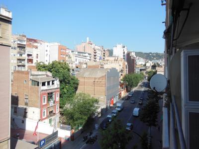 Appartement te huur in Barcelona Bda. De La Glòria - Av. Vallcarca