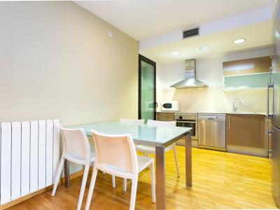 Appartamento in Affitto a breve termine a Barcelona Ciutadella Pool Apartment