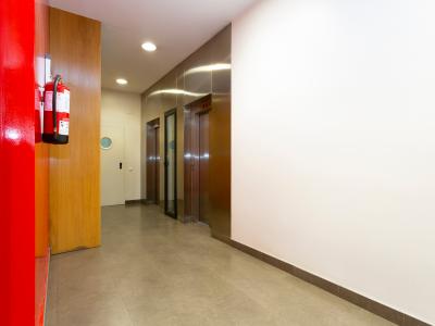 Appartamento in Affitto a breve termine a Barcelona Ciutadella Pool Apartment