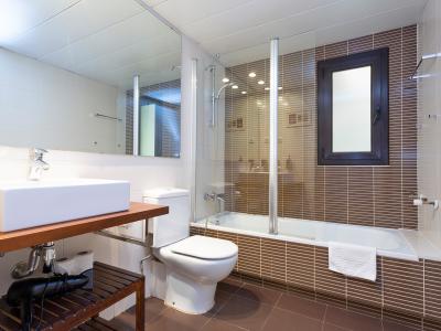 Appartamento in Affitto a breve termine a Barcelona Ciutadella Pool Apartment