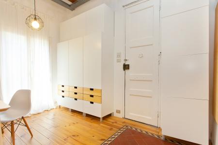 Appartement te huur in Barcelona Asturies - Plaça De La Virreina