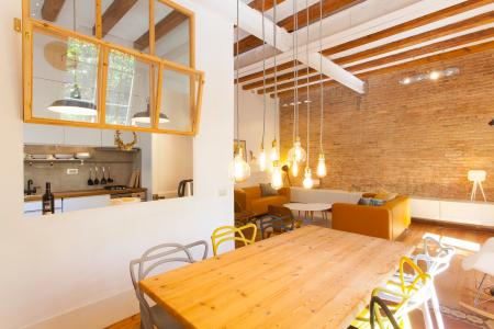 Appartement te huur in Barcelona Asturies - Plaça De La Virreina