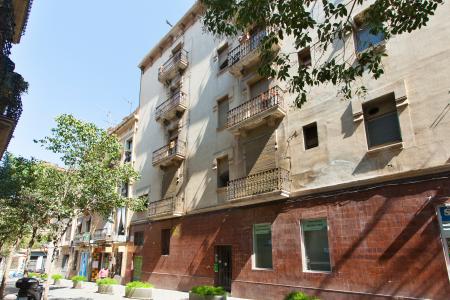 Appartement te huur in Barcelona Asturies - Plaça De La Virreina