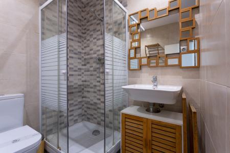 Loft con balcón de alquiler en el barrio Raval