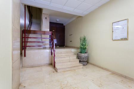 Apartamento de aluguel temporário na R/ Sardenya com Almogavers