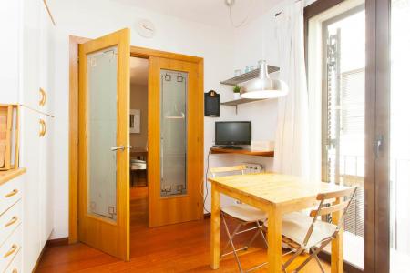 Appartement te huur in Barcelona Vic - Travessera De Gracia