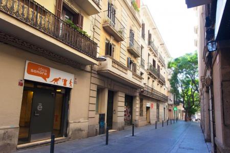Appartement te huur in Barcelona Vic - Travessera De Gracia