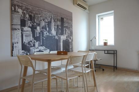 Appartement te huur in Barcelona Llull - Rambla De Prim