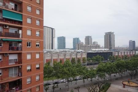 Appartement te huur in Barcelona Llull - Rambla De Prim