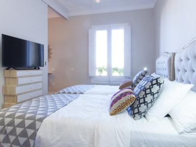 Квартира в Кратковременная аренда в Barcelona Arago - Pau Claris