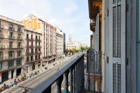 Appartamento in Affitto a breve termine a Barcelona Arago - Pau Claris