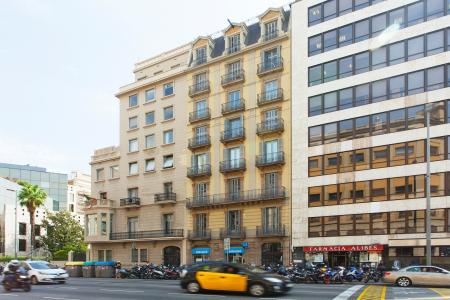 Appartamento in Affitto a breve termine a Barcelona Arago - Pau Claris