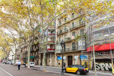 Appartement te huur in Barcelona Gran Via - Comte Urgell