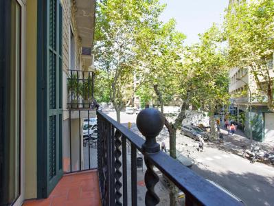 Appartamento in Affitto a breve termine a Barcelona Napols - Consell De Cent